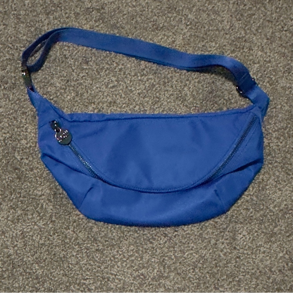 Stoney Clover Jumbo Fanny in Berry with gunmetal hardware